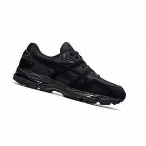 Black Men's Asics GEL-MC PLUS Sneakers | 372-AMBKEF