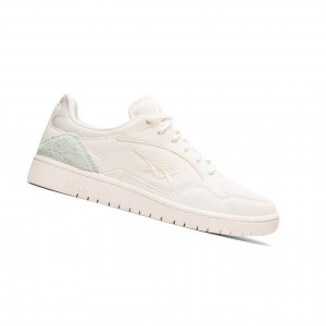 Cream Women's Asics SKYCOURT Sneakers | 017-OAIZWL
