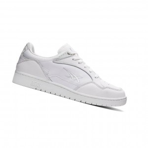 White Men's Asics SKYCOURT Sneakers | 061-TNHLIU