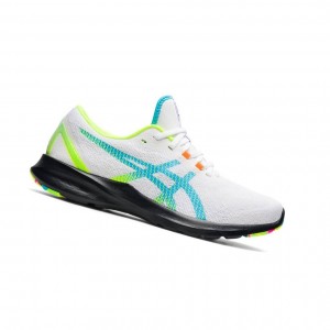White Men's Asics VERSABLAST MX Running Shoes | 706-ABHOFC