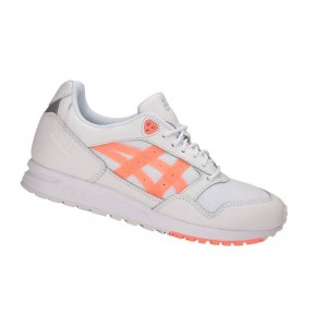 White Women's Asics GEL-SAGA Sneakers | 645-ASZOVN